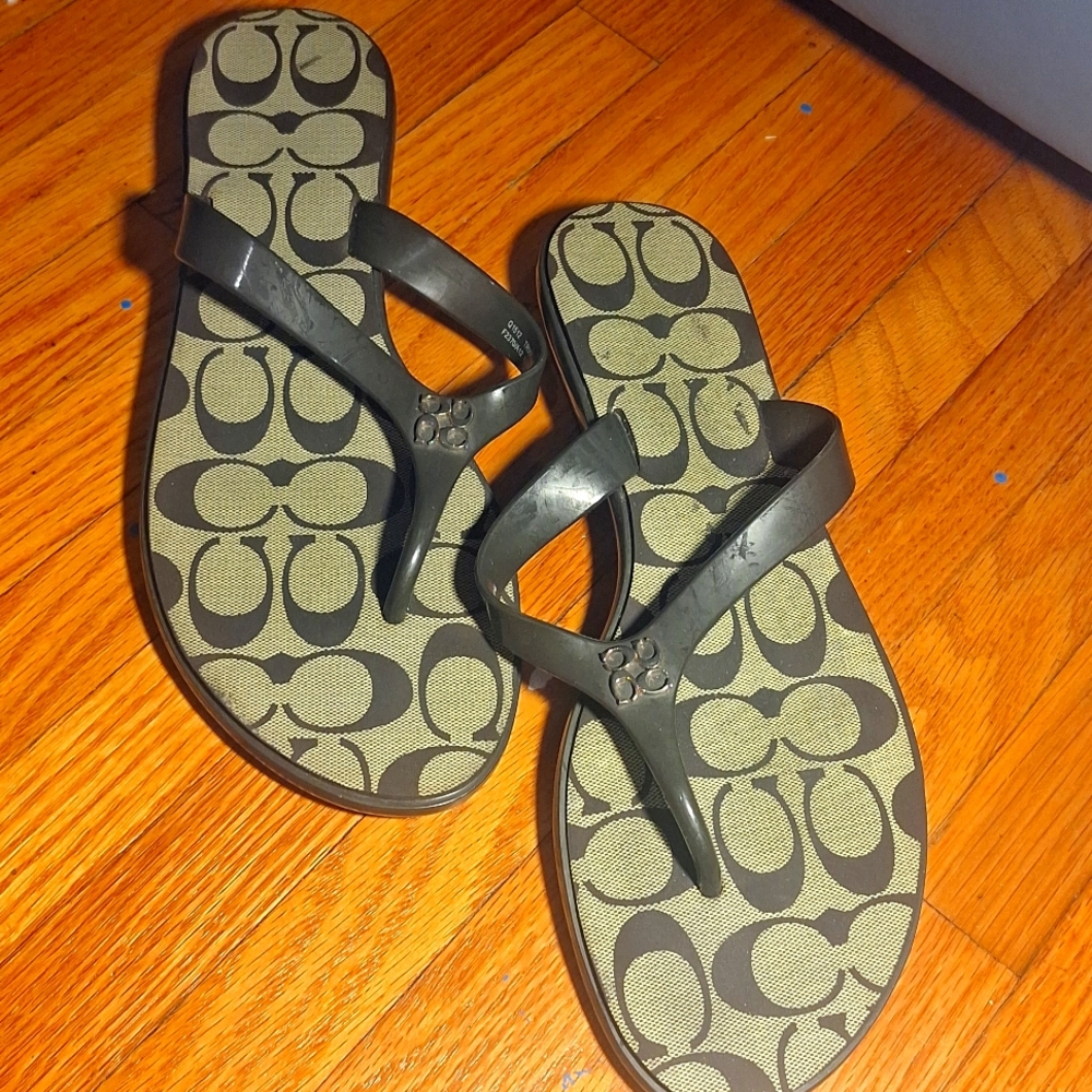 Coach sandal